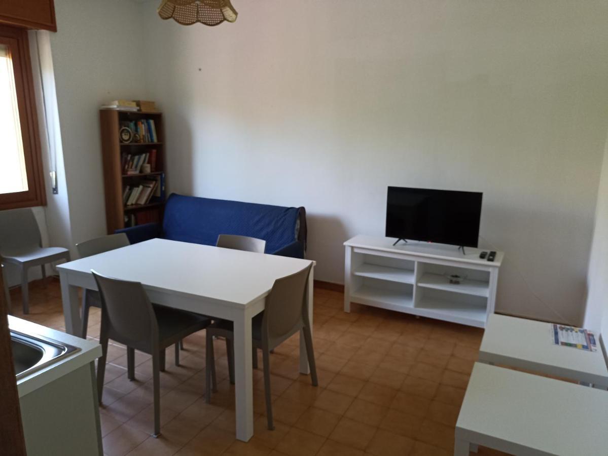 Appartamento Per 4 Persone Al Poetto Di Cagliari Zewnętrze zdjęcie